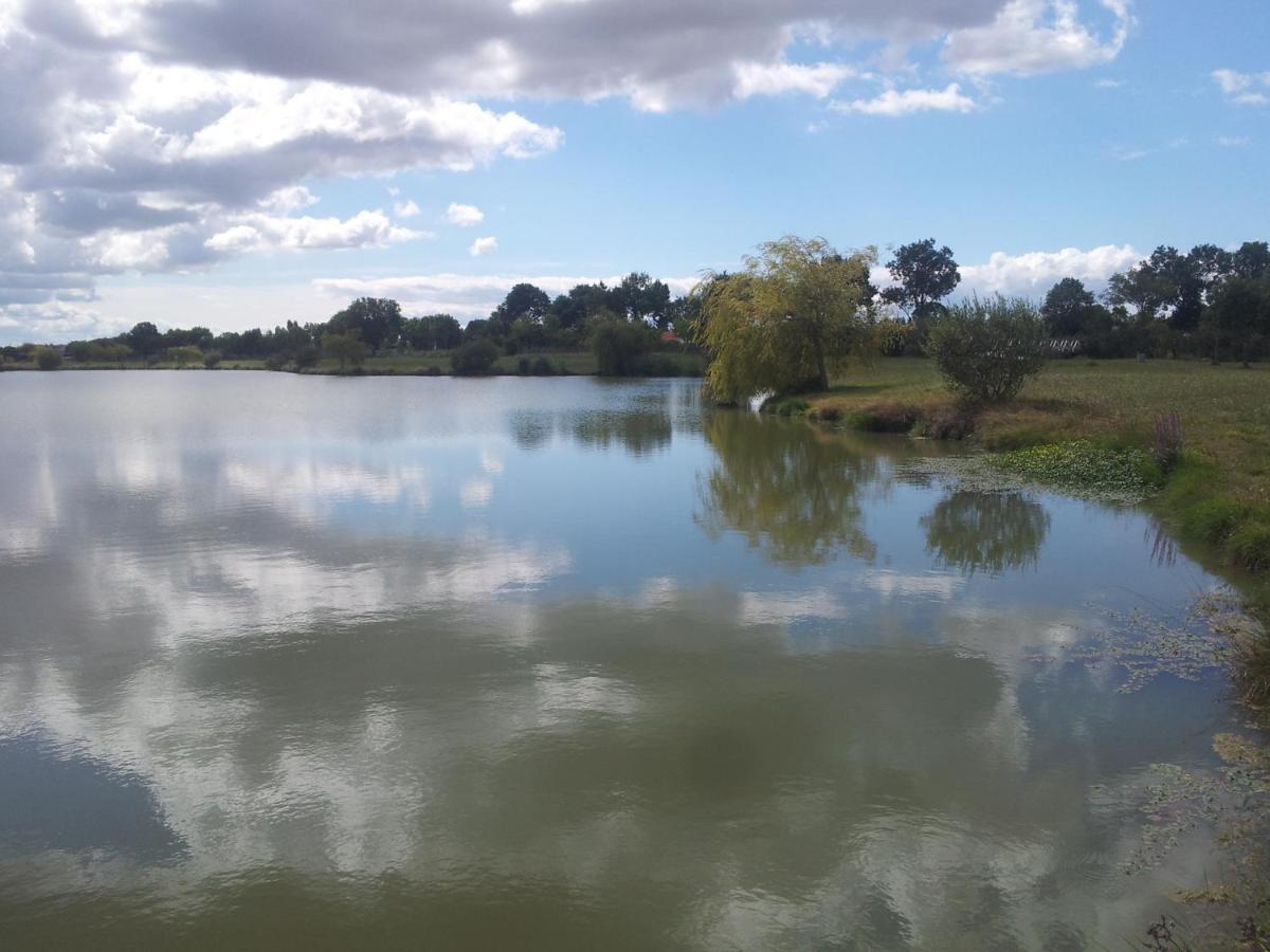 Camping Du Lac De Сожон Екстер'єр фото